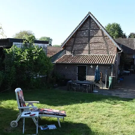 Aan De Holle Weg. Zeer Landelijk Gelegen Verbouwde Stal Tot Woning * Nuth