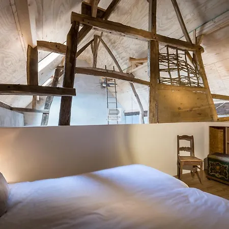 Aan De Holle Weg. Zeer Landelijk Gelegen Verbouwde Stal Tot Woning Nuth