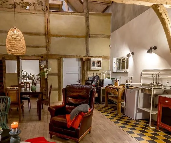 شقة Aan De Holle Weg. Zeer Landelijk Gelegen Verbouwde Stal Tot Woning