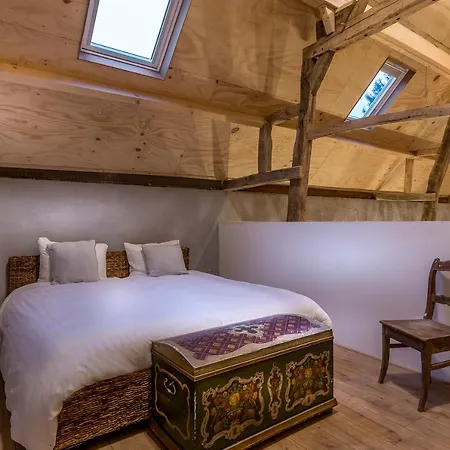 Aan De Holle Weg. Zeer Landelijk Gelegen Verbouwde Stal Tot Woning Apartamento