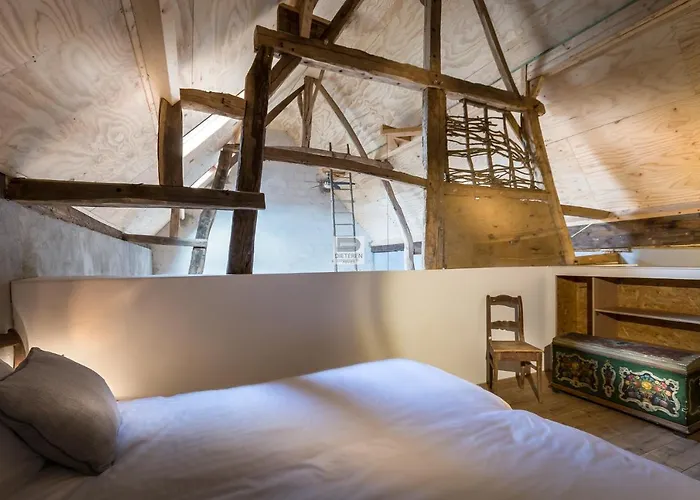 Aan De Holle Weg. Zeer Landelijk Gelegen Verbouwde Stal Tot Woning Nuth